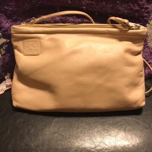 Beige shoulder purse